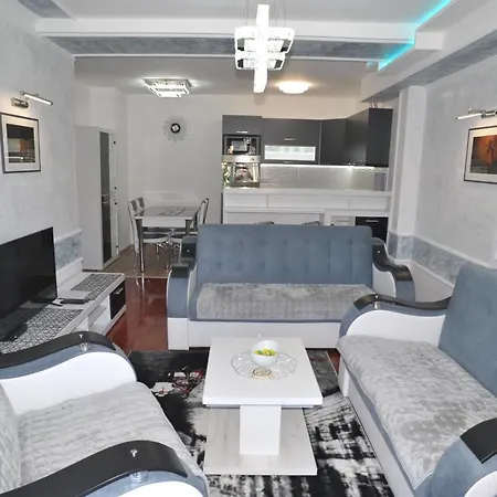 Twins Διαμέρισμα Τσάτσακ