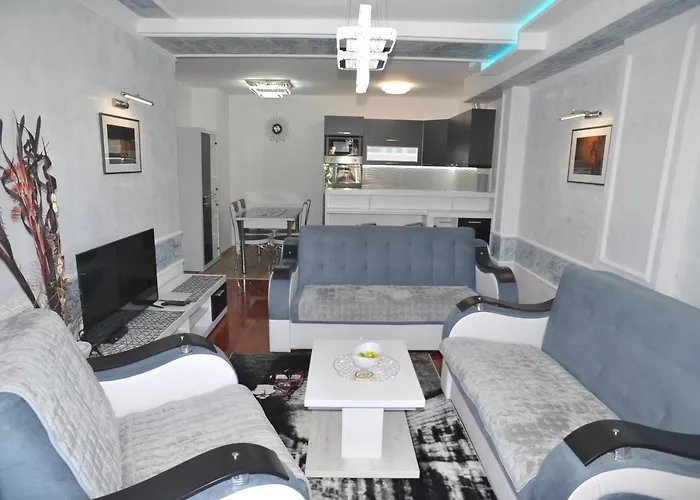 Twins Διαμέρισμα Τσάτσακ