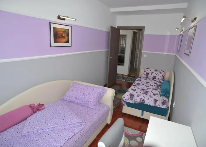 Twins * Τσάτσακ